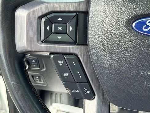 Used 2020 Ford Expedition Platinum image 37