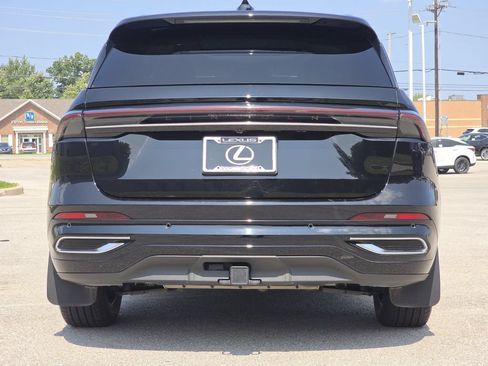 Used 2025 Lincoln Nautilus Reserve AWD/4WD image 9