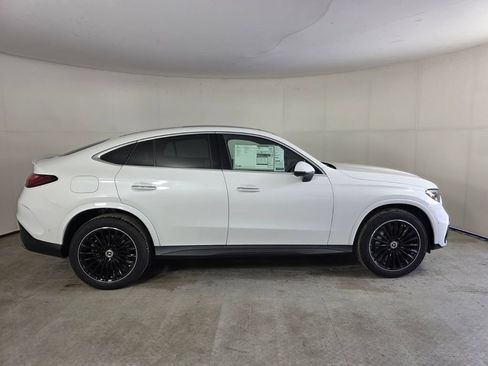 New 2027 Mercedes-Benz GLC 300 4MATIC image 3