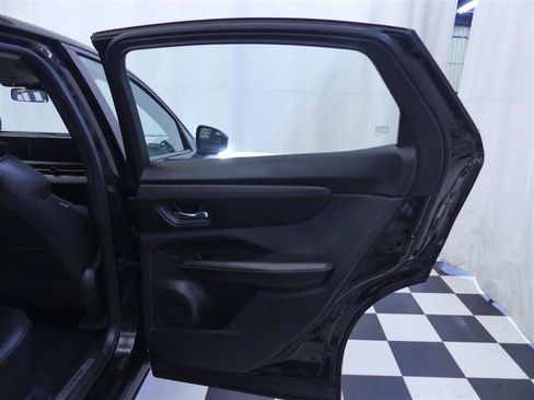 Used 2023 Nissan Ariya AWD image 25