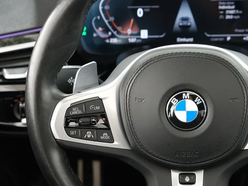 Used 2023 BMW 540i xDrive w/ M Sport Package AWD/4WD image 11