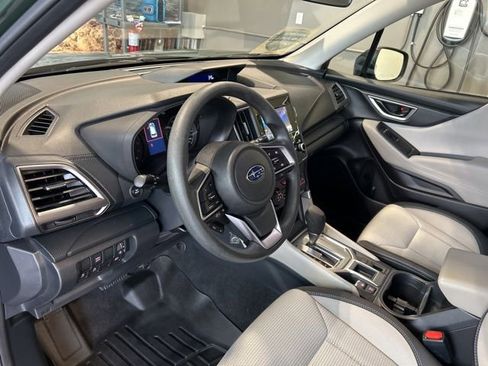Used 2023 Subaru Forester AWD/4WD image 33
