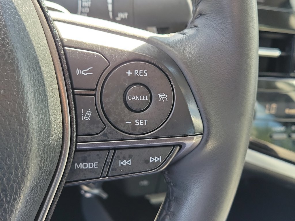 Used 2024 Toyota Camry SE FWD image 10