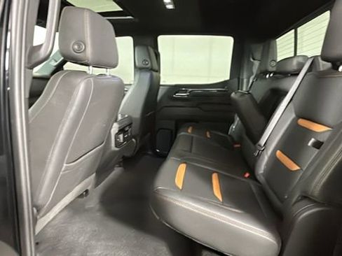 Used 2022 GMC Sierra 1500 AT4 w/ AT4 Premium Package AWD/4WD image 27