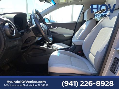 Used 2022 Hyundai Kona SEL w/ Convenience Package image 27