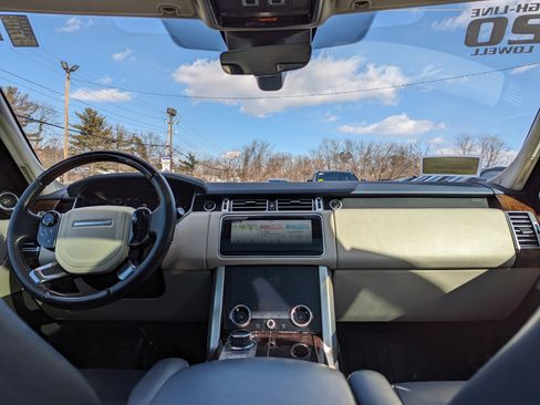 Used 2020 Land Rover Range Rover HSE image 42