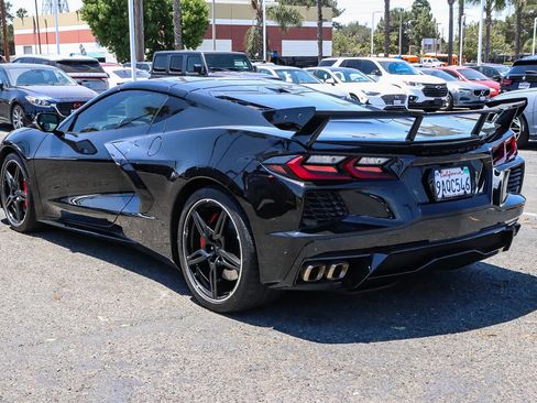 Used 2022 Chevrolet Corvette Stingray Preferred Cpe w/ Z51 Performance Package RWD image 6
