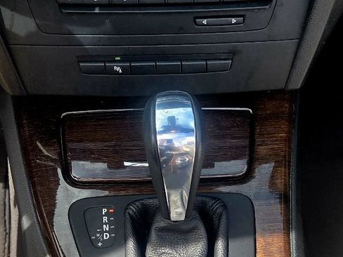Used 2013 BMW 335i Convertible RWD image 11