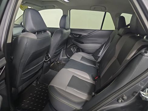 Used 2025 Subaru Outback Onyx Edition image 25
