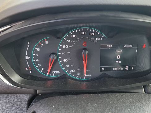 Used 2019 Chevrolet Trax LT w/ Redline Edition FWD image 10