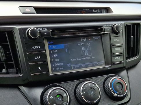 Used 2018 Toyota RAV4 LE w/ All Weather Liner Package AWD/4WD image 19