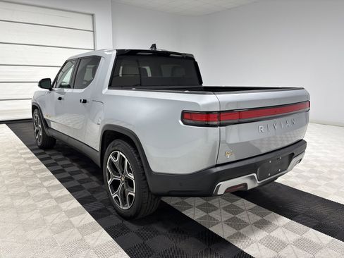 Used 2023 Rivian R1T Adventure image 3