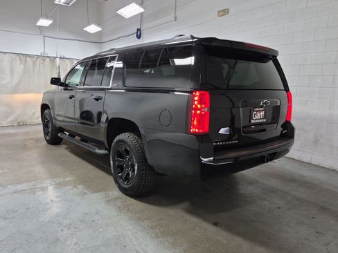 Used 2017 Chevrolet Suburban LT w/ Z71 Midnight Edition AWD/4WD image 9