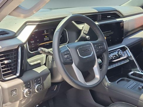 New 2026 GMC Sierra 2500 Denali w/ Denali Reserve Package AWD/4WD image 10