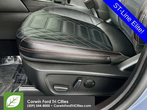 Used 2023 Ford Escape ST-Line Elite w/ Premium Technology Package AWD/4WD image 24