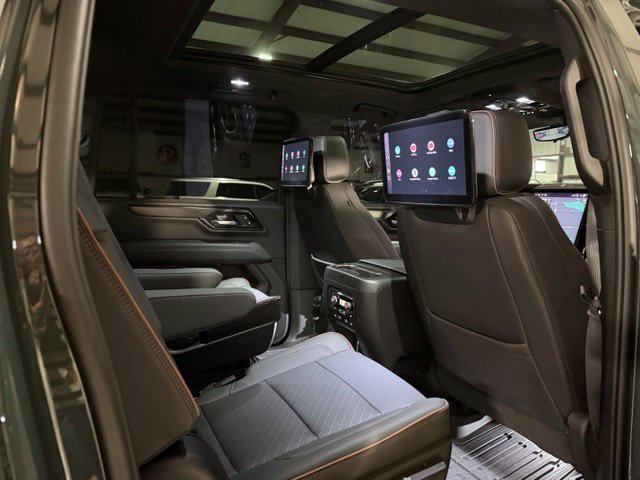 Used 2026 GMC Yukon XL AT4 w/ AT4 Premium Plus Package AWD/4WD image 19