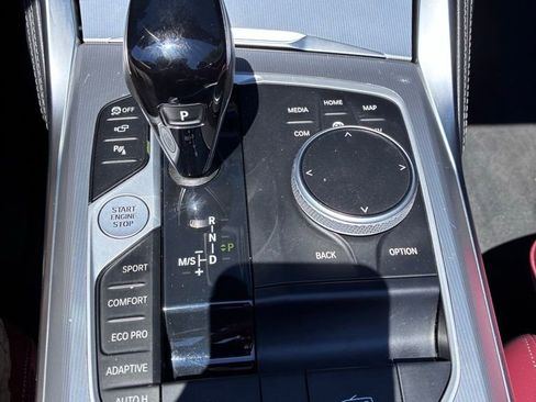 Used 2022 BMW 440i xDrive Convertible w/ M Carbon Exterior Package AWD/4WD image 19