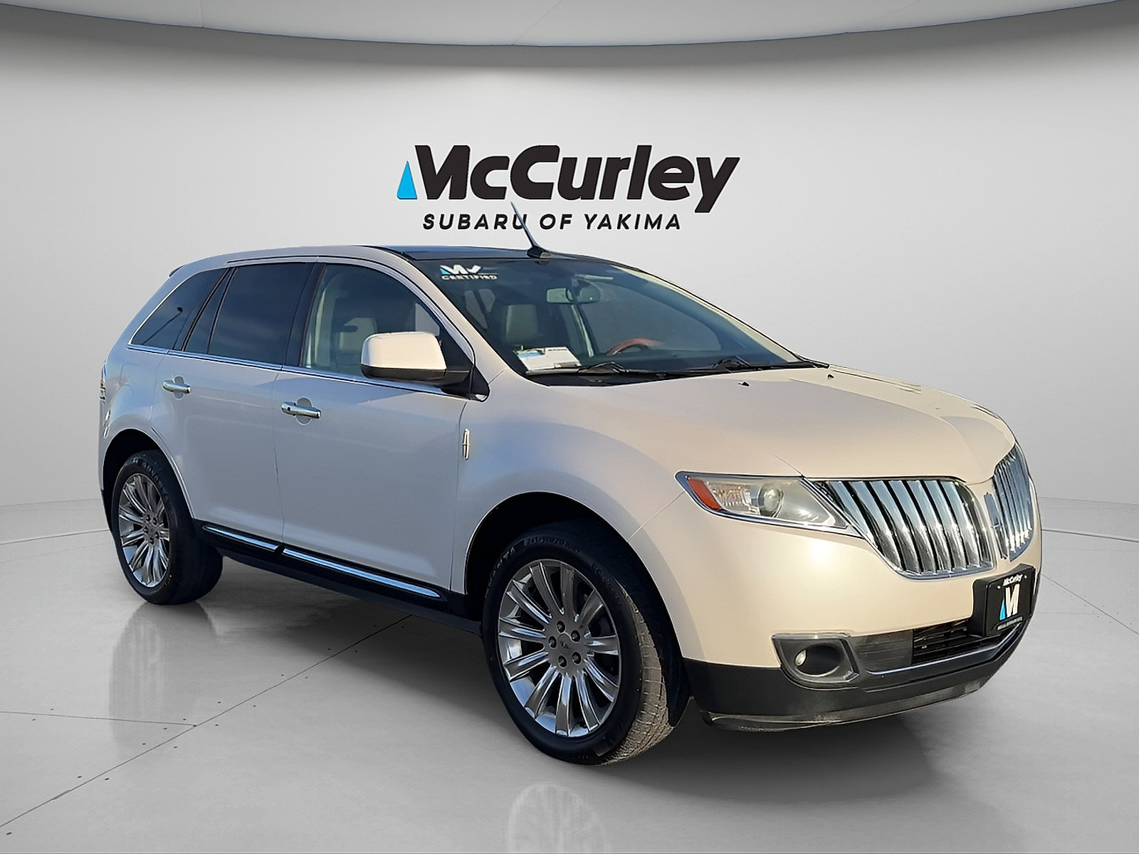 Used 2011 Lincoln MKX AWD w/ 102A Rapid Spec Order Code image 9