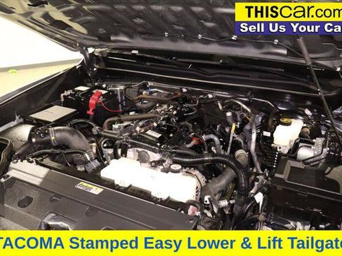 Used 2024 Toyota Tacoma SR5 AWD/4WD image 31