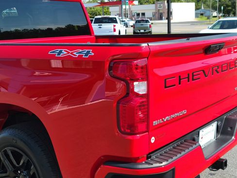 New 2025 Chevrolet Silverado 1500 Custom AWD/4WD image 11