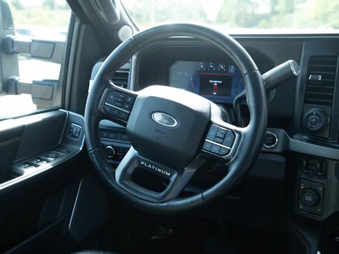 Used 2023 Ford F250 Platinum w/ FX4 Off-Road Package AWD/4WD image 14