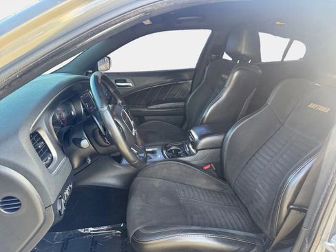 Used 2018 Dodge Charger R/T RWD image 9
