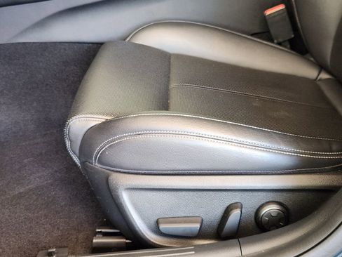 Used 2023 Genesis G70 2.0T RWD image 25