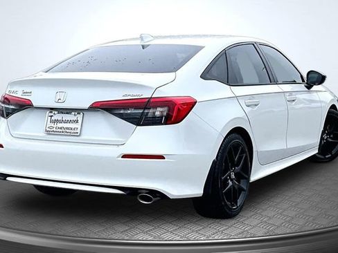Used 2024 Honda Civic Sport image 6