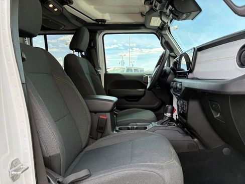 Used 2025 Jeep Wrangler Unlimited Sport AWD/4WD image 35