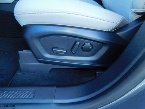 New 2026 Ford Explorer Active w/ Active Comfort Package image 13