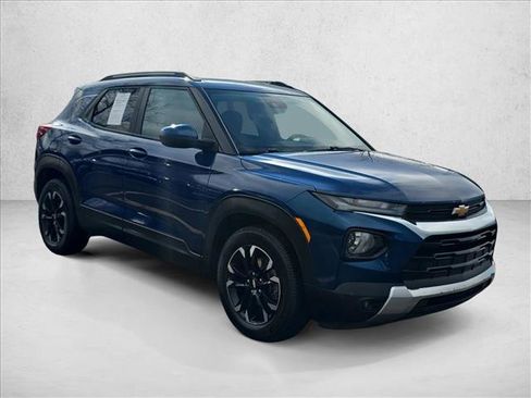Used 2021 Chevrolet TrailBlazer LT w/ Convenience Package image 4