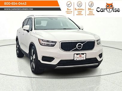 Used 2020 Volvo XC40 T5 Momentum w/ Protection Package Premier