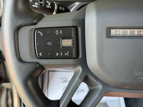 Used 2023 Land Rover Defender 110 X-Dynamic SE AWD/4WD image 24