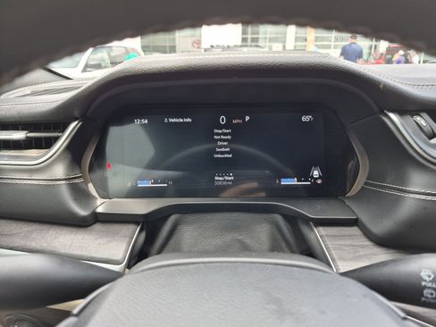 Used 2023 Jeep Grand Cherokee L Limited image 10