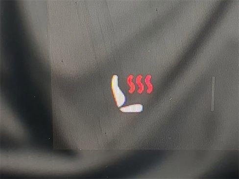 Used 2024 Tesla Model Y Performance image 26