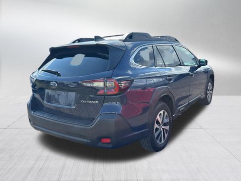 Used 2024 Subaru Outback Premium AWD/4WD image 11