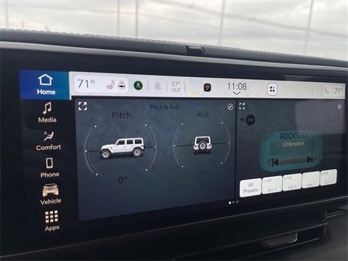 Used 2024 Jeep Wrangler Unlimited Rubicon w/ Safety Group image 16