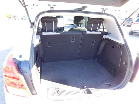 Used 2018 Chevrolet Trax LS image 6