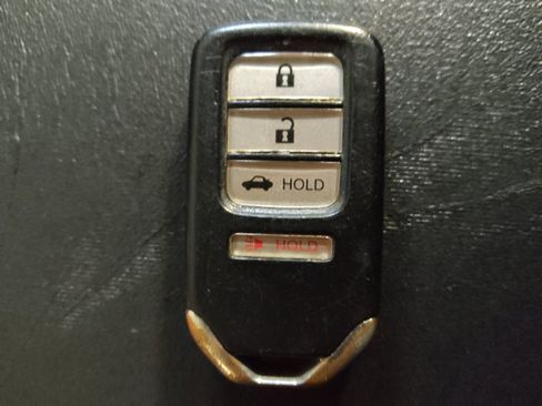 Used 2018 Honda Accord Sport image 32