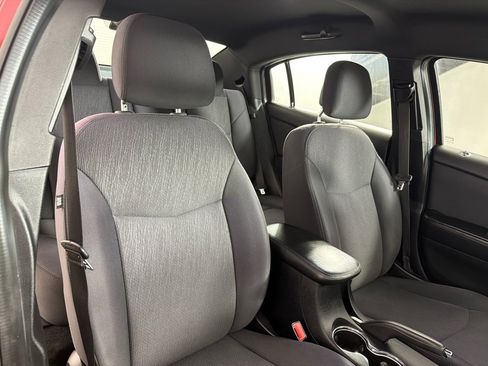 Used 2013 Chrysler 200 Touring FWD image 20