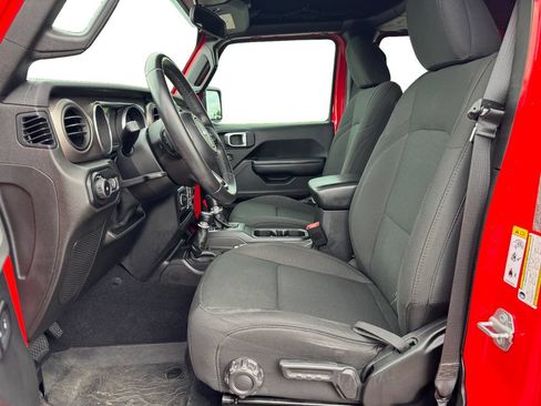 Used 2018 Jeep Wrangler Unlimited Sport S AWD/4WD image 9