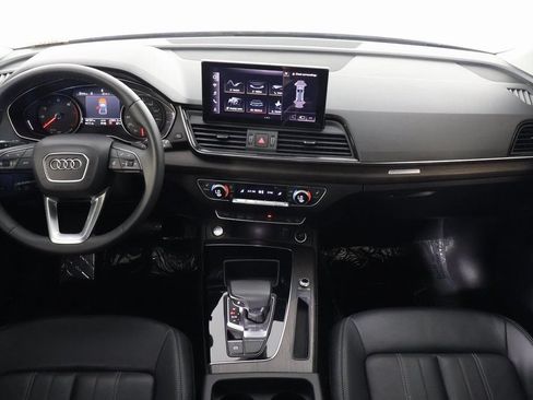 Used 2023 Audi Q5 2.0T Premium w/ Convenience Package AWD/4WD image 8