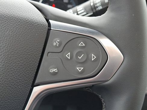 Used 2023 Chevrolet Traverse RS image 23