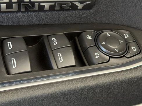 New 2026 Chevrolet Silverado 1500 High Country w/ Technology Package AWD/4WD image 12