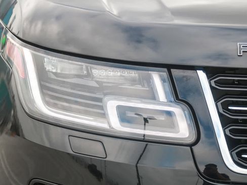 Used 2021 Land Rover Range Rover SV Autobiography Dynamic image 4