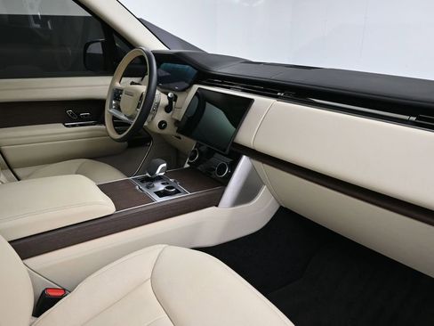 Used 2023 Land Rover Range Rover Long Wheelbase Autobiography AWD/4WD image 13