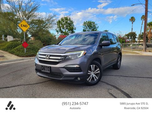 Used 2017 Honda Pilot EX image 1