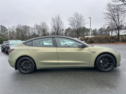 Used 2020 Tesla Model 3 Standard Range Plus image 6
