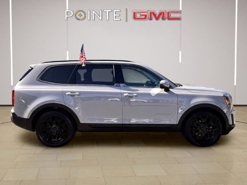 Used 2021 Kia Telluride EX w/ EX Premium Package image 5