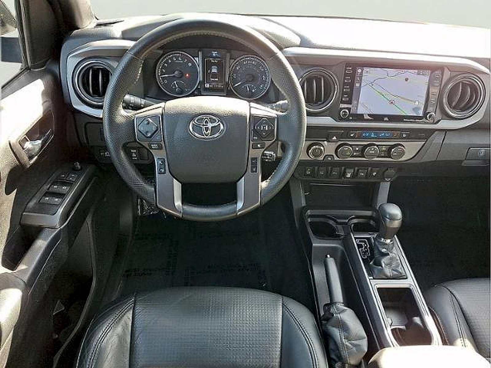 Used 2021 Toyota Tacoma TRD Off-Road w/ TRD Premium Off Road Package AWD/4WD image 12